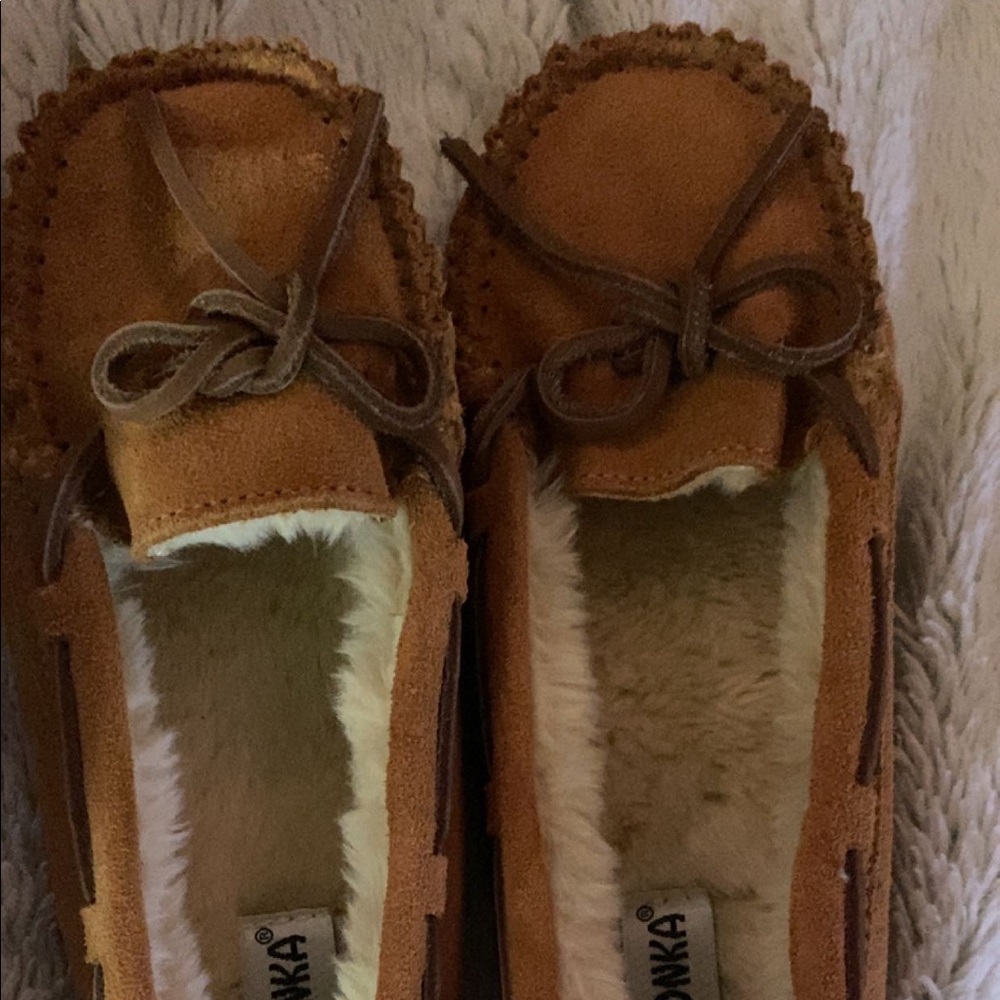 minnetonka moccasins